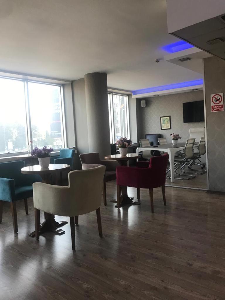 Walk In Hotel 3*